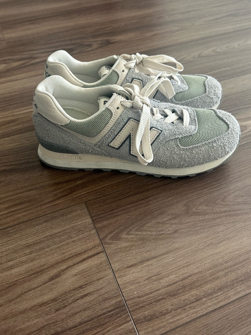 New Balance 574 US Women 10 - Picture 2 of 2